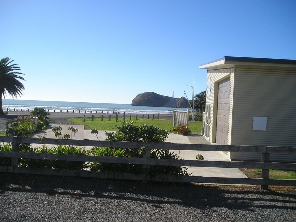 Castlepoint Holiday Park & Motels Номер фото